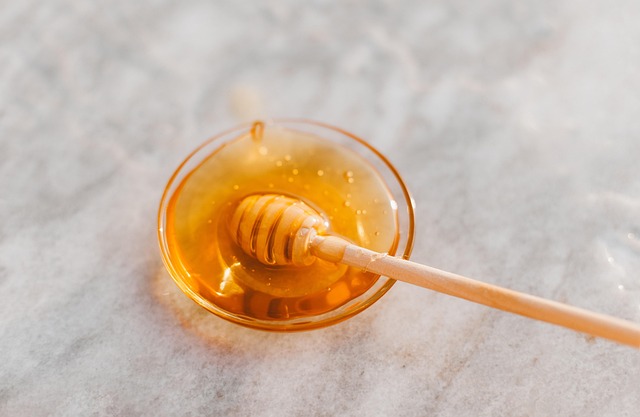 Miele: dalle api alla tavola, storia e tipi honey, sweet, honey dipper, sugars, honey, honey, honey, honey, honey